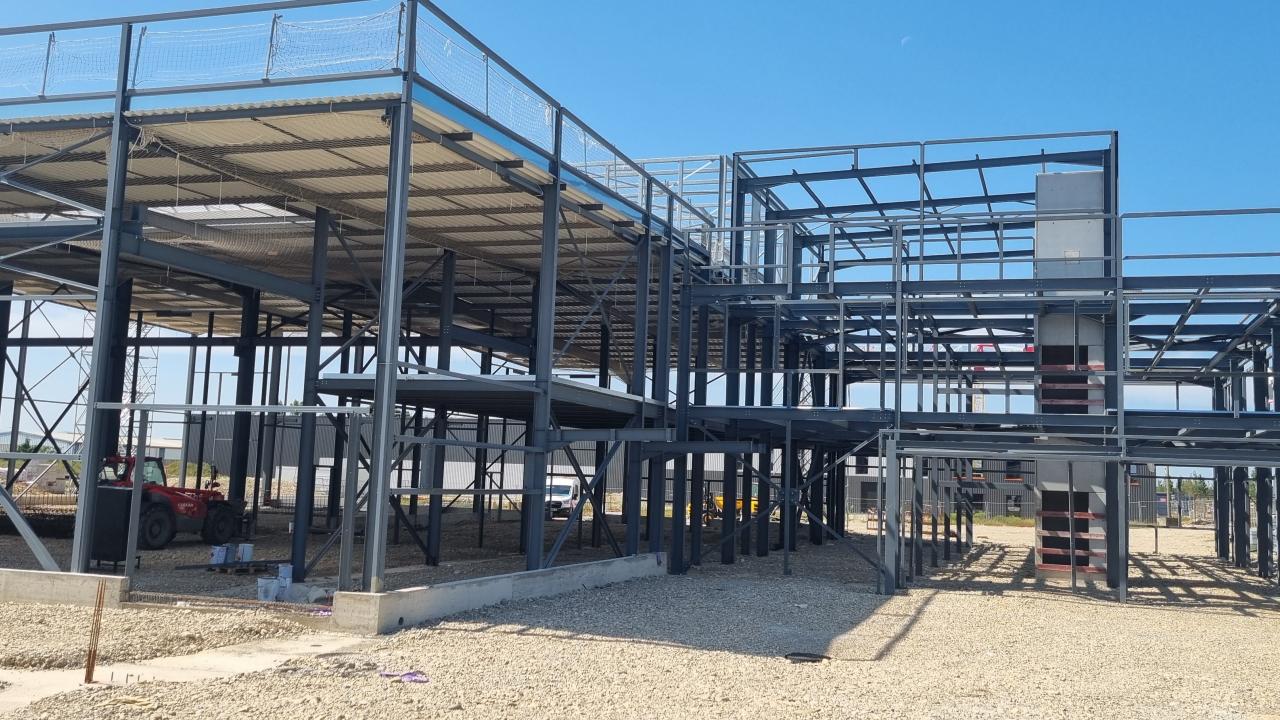 KAPECI Acier - Spécialiste de la charpente métallique bas carbone décarbonée en rhône-alpes