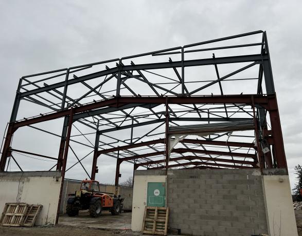 Réhabilitation bâtiment logistique par KAPECI Acier